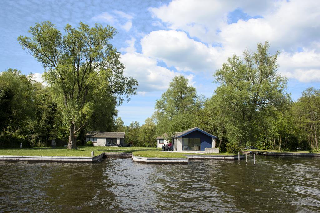 Amsterdam / Rien Den Broeke Village Loosdrecht