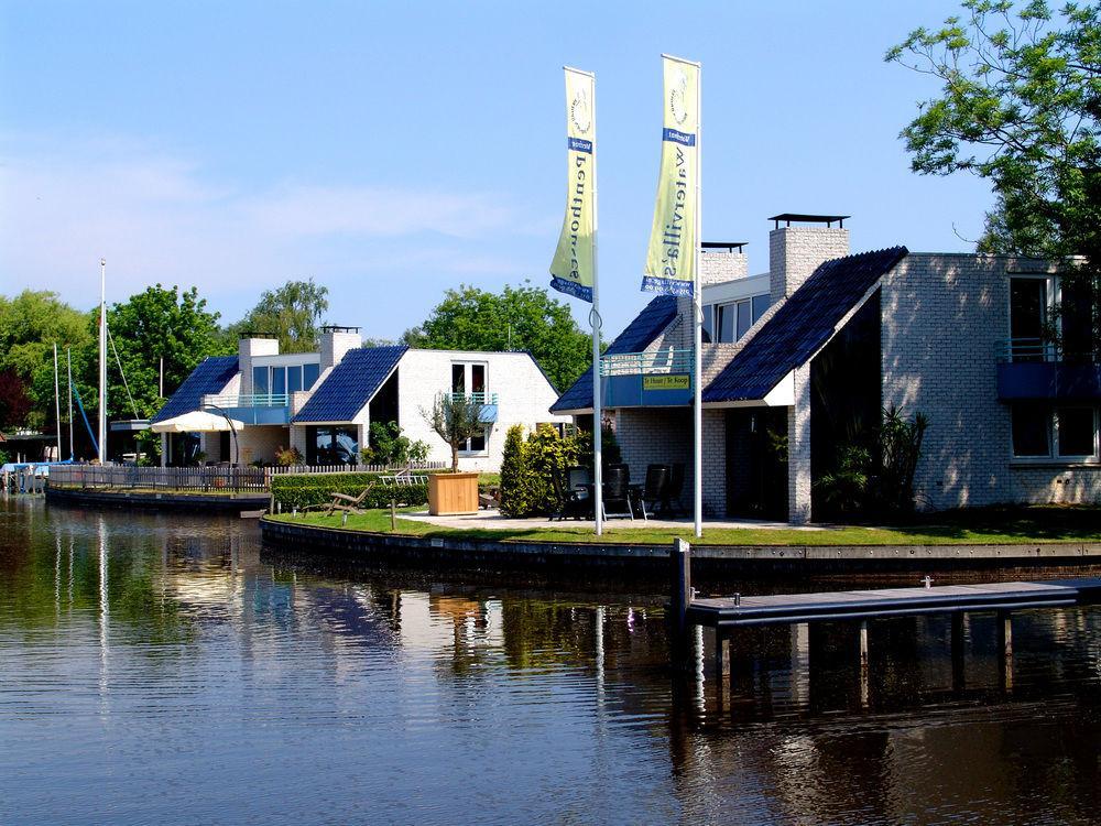 Amsterdam / Rien Den Broeke Village * Loosdrecht